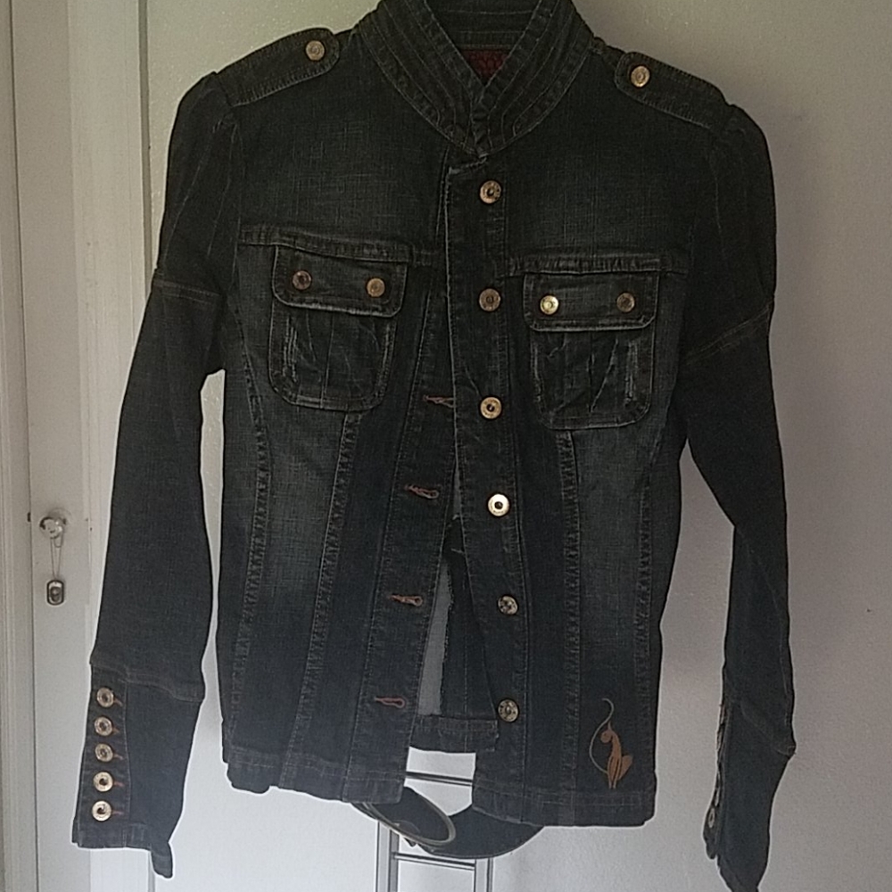 Denim jacket - Picture 2 of 9